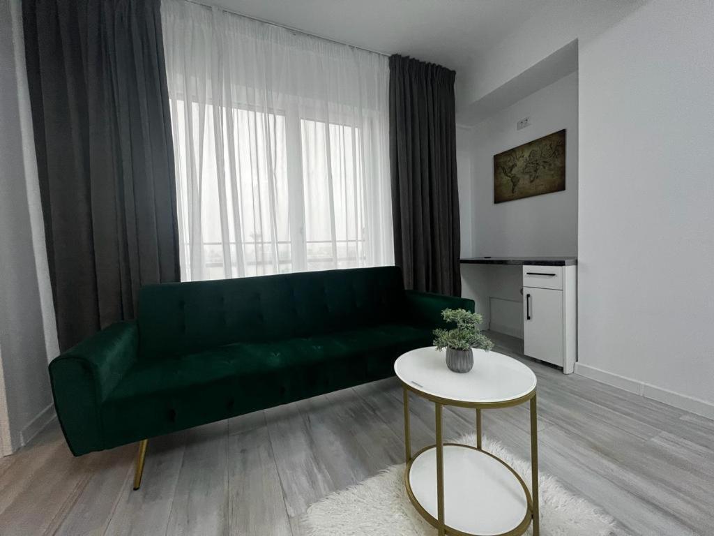 Urban Apartments And Studios - City Center Iasi Exterior photo